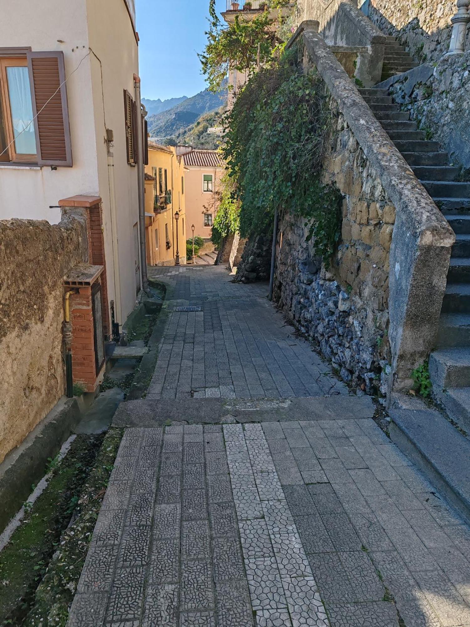 Smart House Ingresso Indipendente- Amalfi Coast Lejlighed Salerno Eksteriør billede